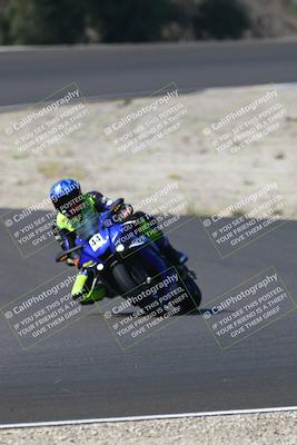 media/Sep-21-2025-TrackDaz (Sun) [[277c75b276]]/A Group/11am (Turn 3)/